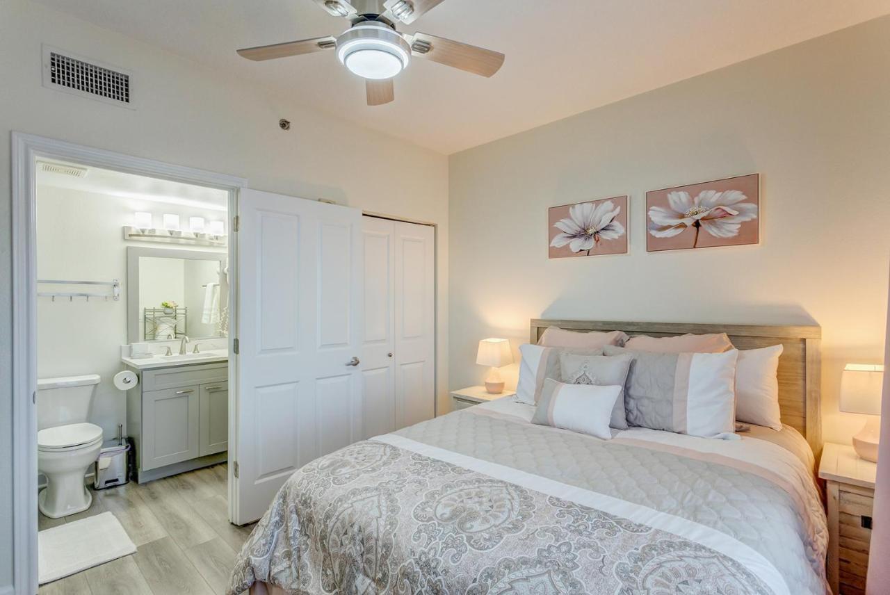 Beach Front Luxury - Shores Of Panama Apartment *